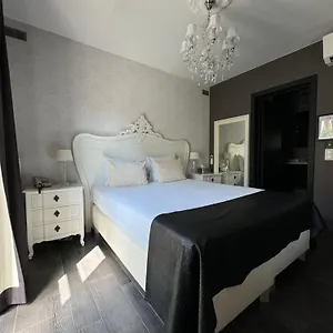 Hotel L'ecrin Des Vennes - Centre, Liege