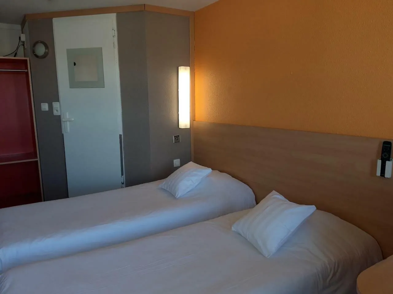Hotel Premiere Classe Liege / Luik Belgien